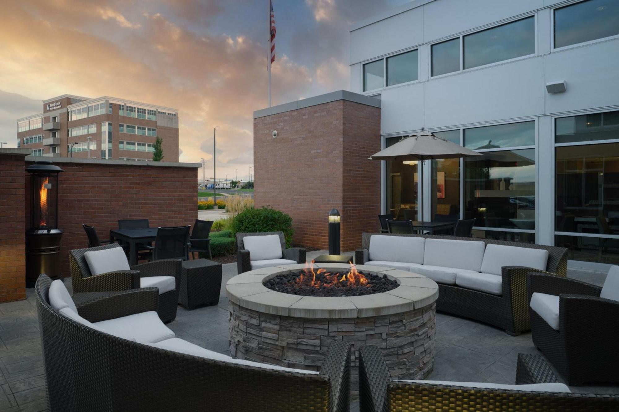 Residence Inn By Marriott Green Bay Downtown Exterior photo